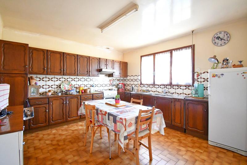 Maison - 169 m² - 6 pièces