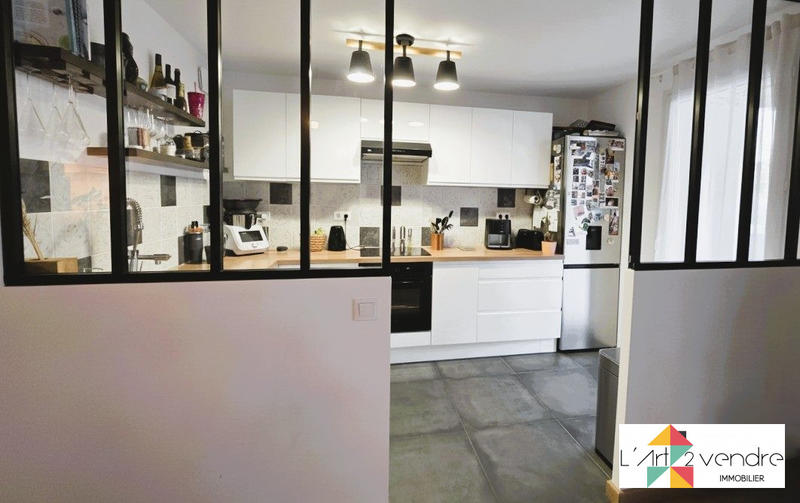 Appartement - 64 m² - 3 pièces