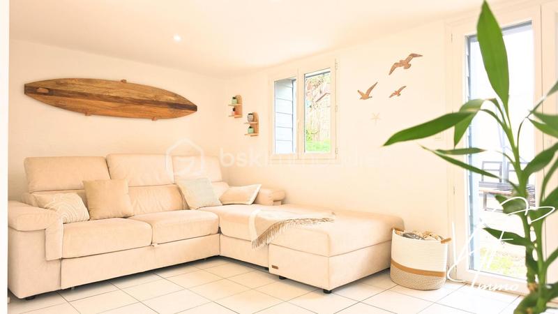 Maison - 102 m² - 5 pièces