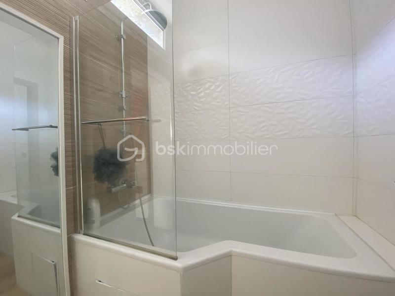 Appartement - 60 m² - 2 pièces