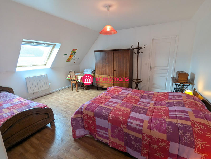 Maison - 164 m² - 8 pièces