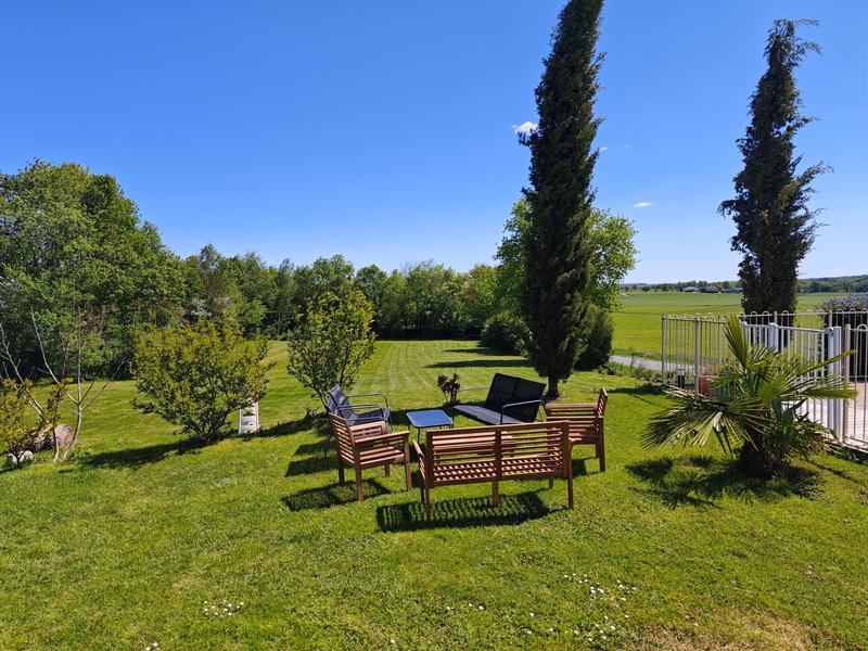 Maison - 194 m² - 10 pièces