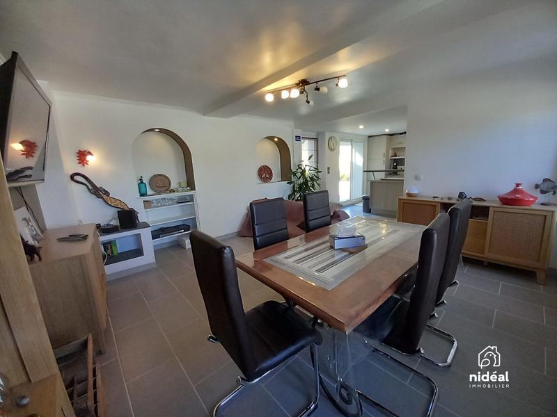 Maison - 166 m² - 8 pièces