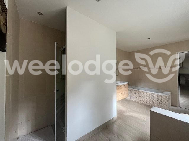 Maison - 100 m² - 6 pièces