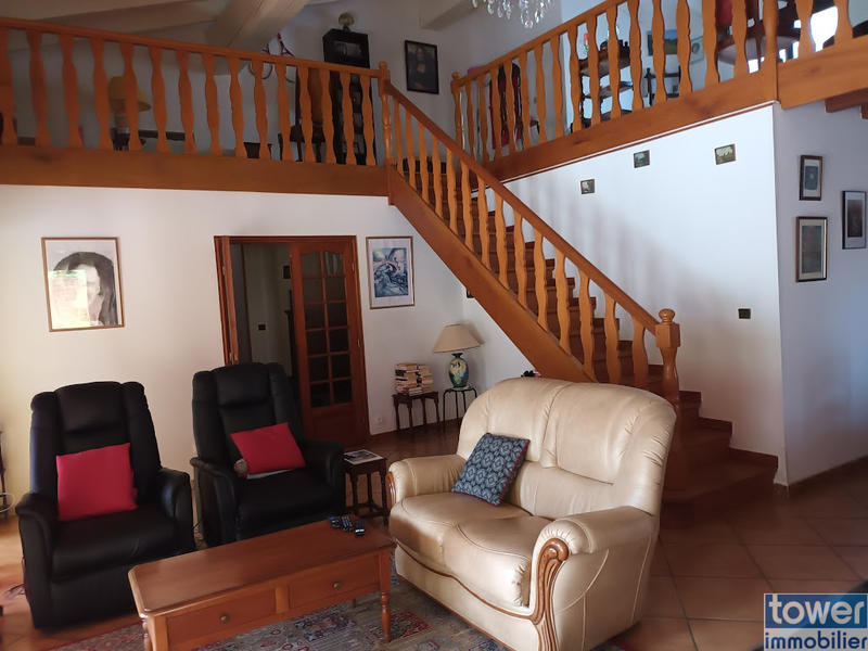 Villa - 215 m² - 7 pièces