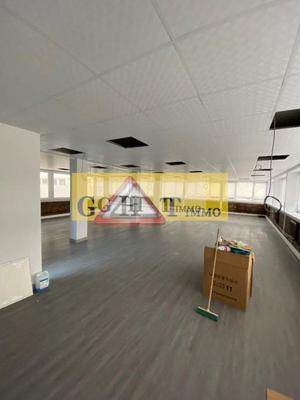 Bureau - 293 m²