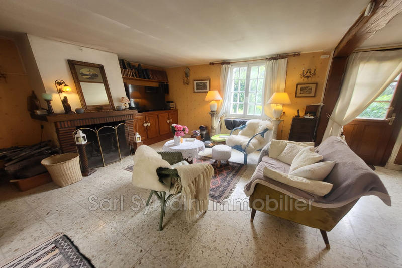 Maison - 170 m² - 9 pièces