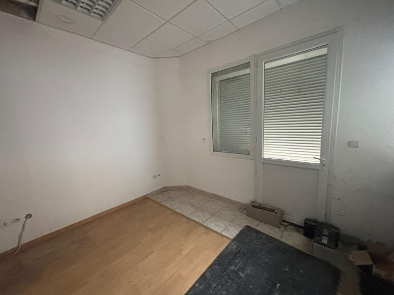 Local d'activité / Entrepôt - 250 m²
