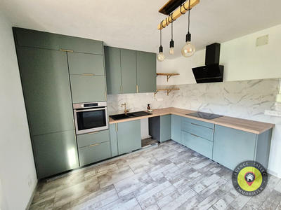 Maison - 98 m² - 5 pièces