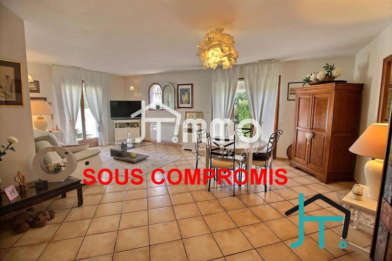 Villa - 90 m² - 4 pièces