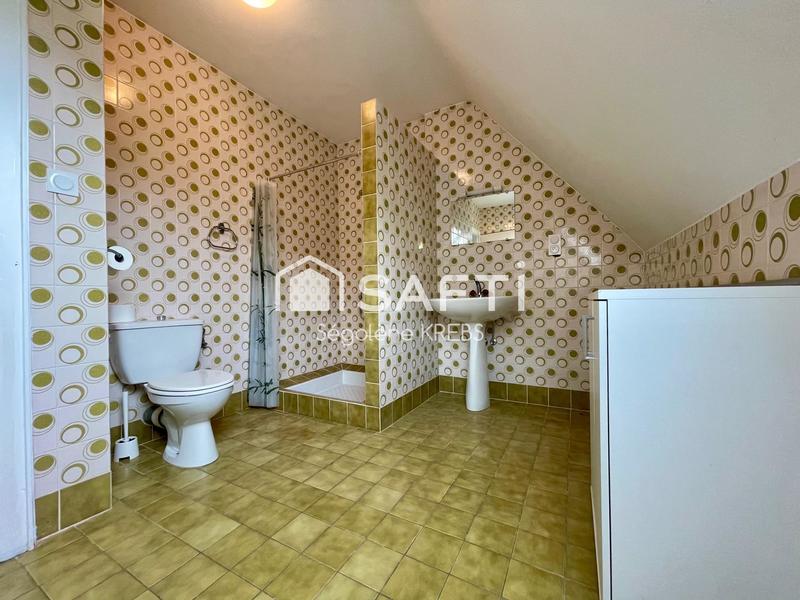 Maison - 197 m² - 8 pièces