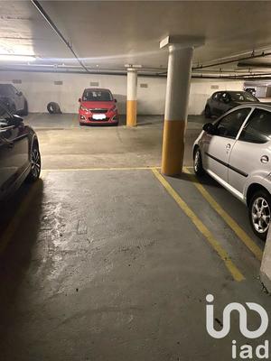 Parking - 13 m²