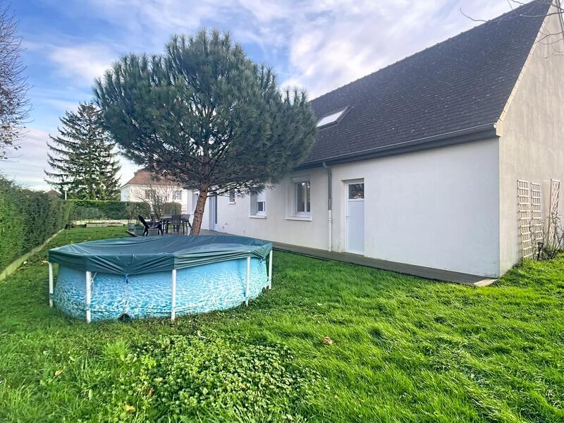 Maison - 148 m² - 8 pièces