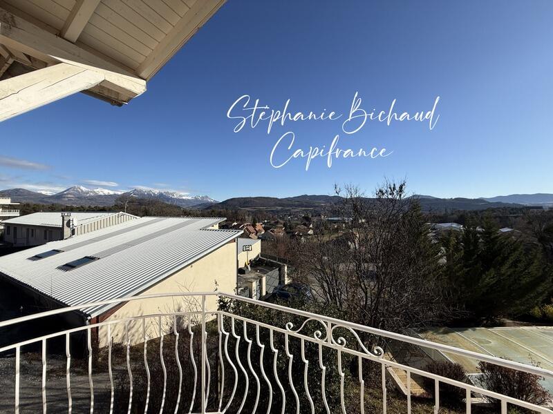 Maison - 153 m² - 7 pièces