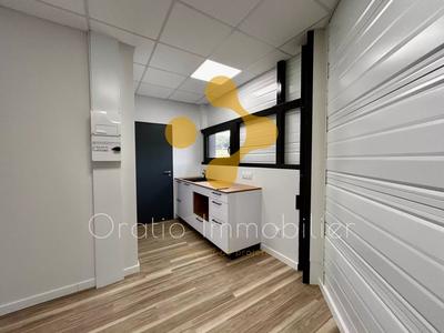 Bureau - 50 m² - 1 pièce