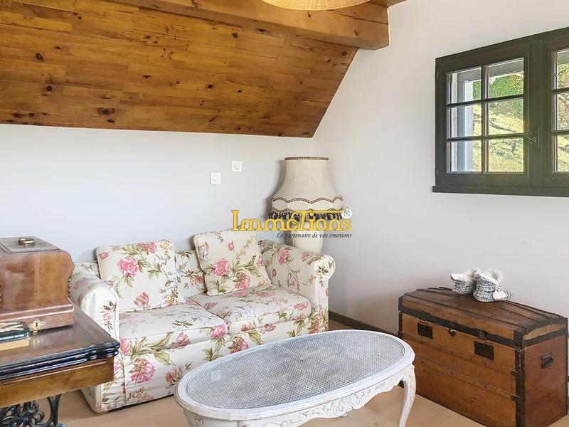 Maison - 175 m² - 8 pièces