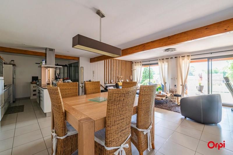 Appartement - 100 m² - 3 pièces