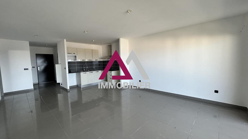 Appartement - 80 m² - 3 pièces