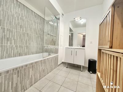 Appartement - 57 m² - 3 pièces