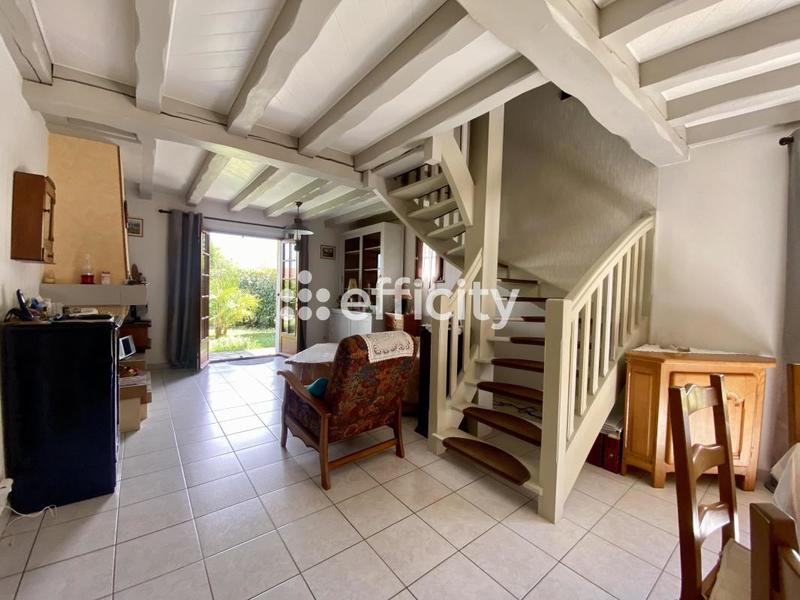 Maison - 140 m² - 6 pièces