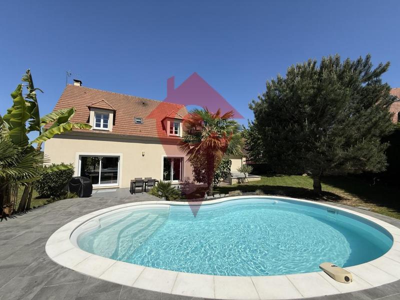 Maison - 150 m² - 7 pièces