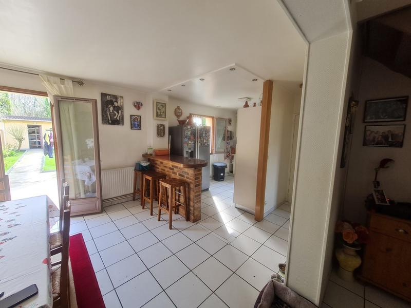Maison - 92 m² - 6 pièces