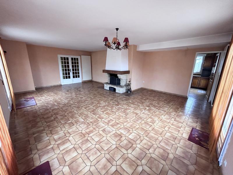 Maison - 190 m² - 11 pièces