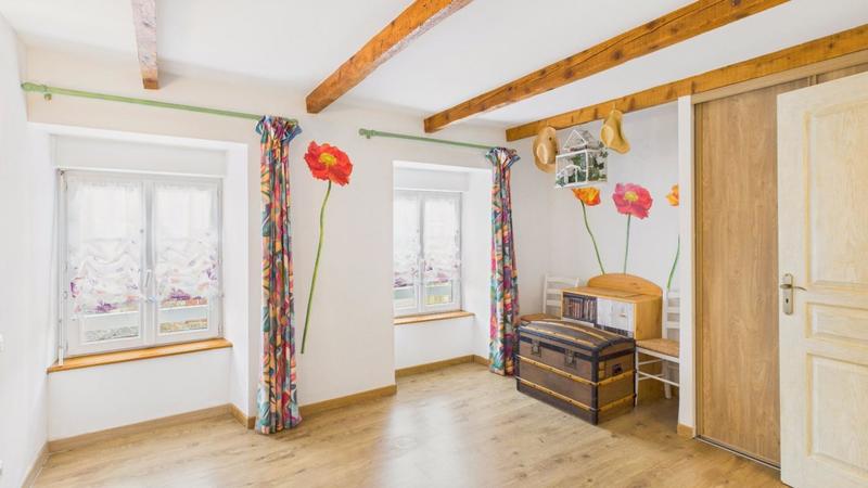 Maison en pierre - 125 m² - 5 pièces