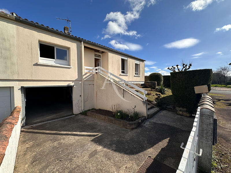 Maison - 100 m² - 4 pièces