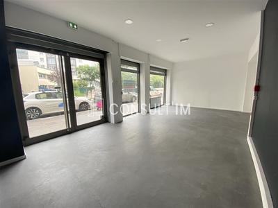 Local commercial - 73 m² - 2 pièces