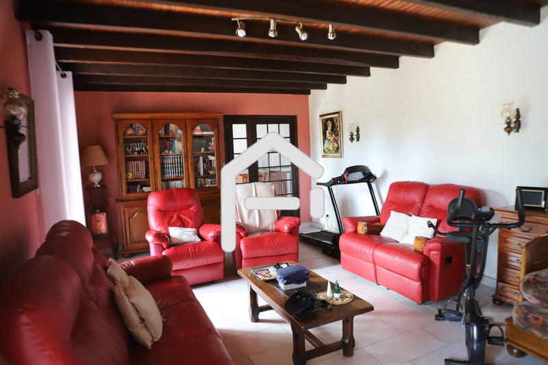 Maison - 152 m² - 6 pièces