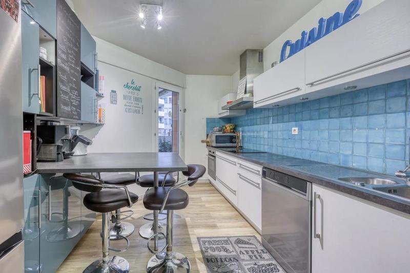 Appartement - 85 m² - 4 pièces