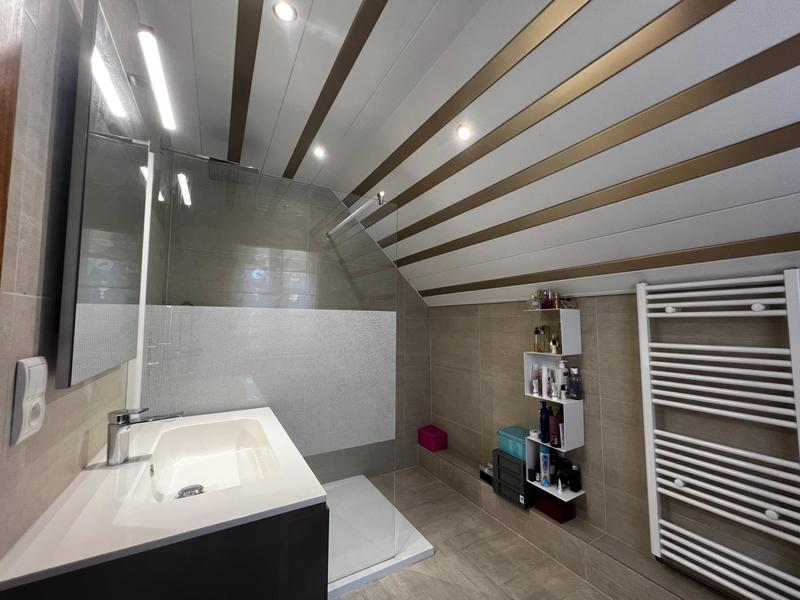 Maison - 91 m² - 5 pièces