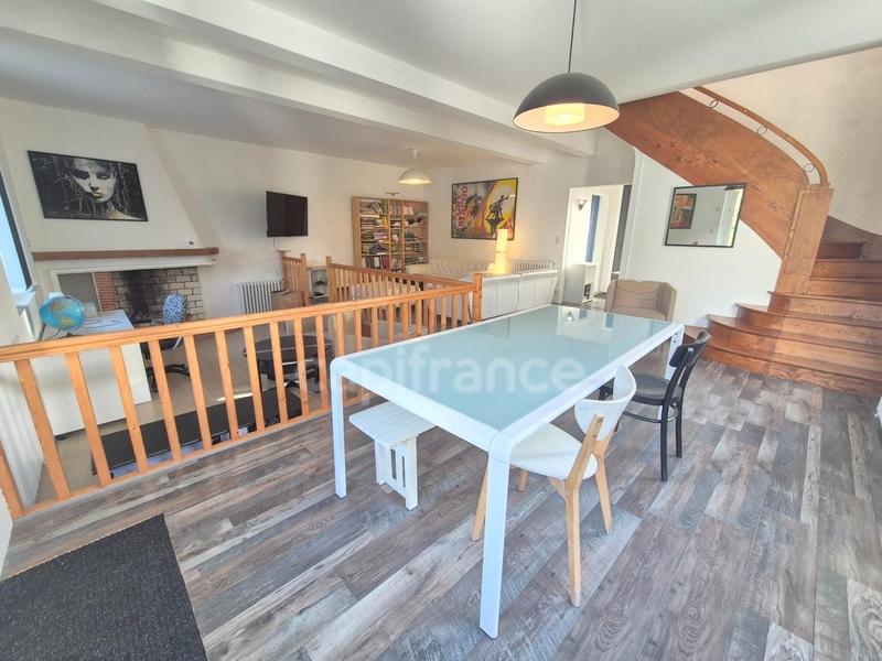 Maison - 160 m² - 6 pièces