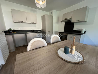 Appartement - 109 m² - 4 pièces