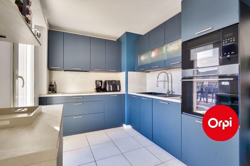 Penthouse - 102 m² - 5 pièces