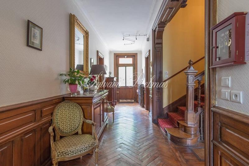 Château - 1 000 m² - 32 pièces