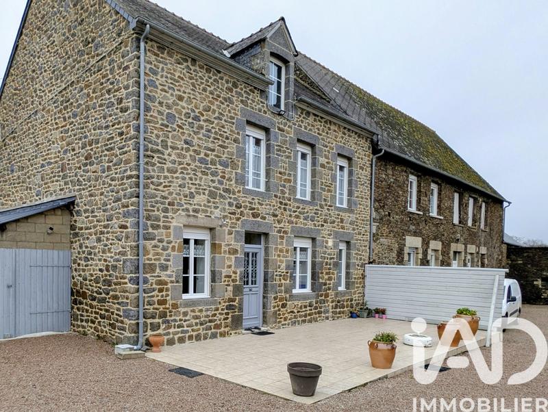 Maison - 214 m² - 8 pièces