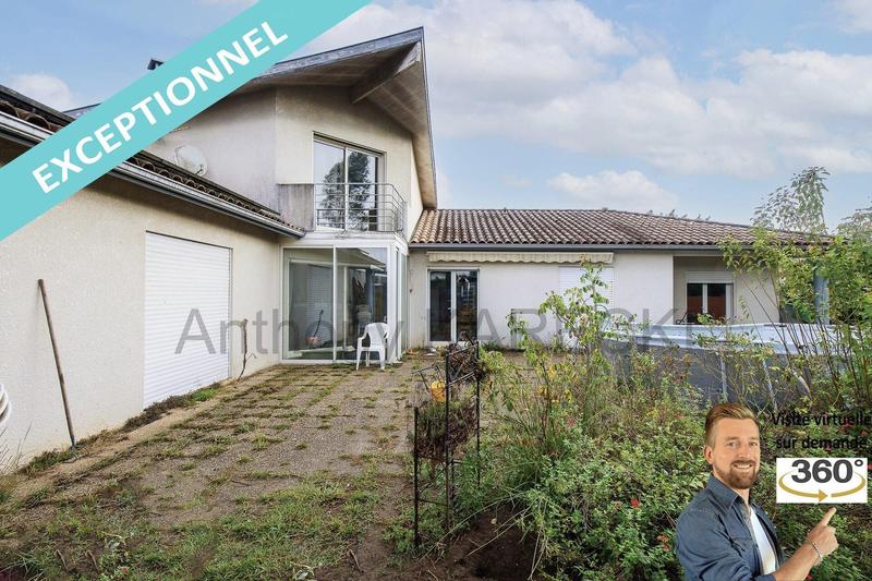 Maison - 210 m² - 6 pièces