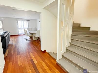 Maison - 166 m² - 6 pièces