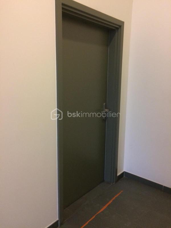 Local commercial - 118 m² - 1 pièce