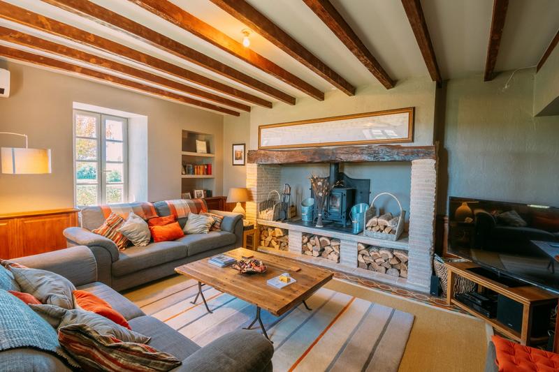 Maison - 370 m² - 9 pièces