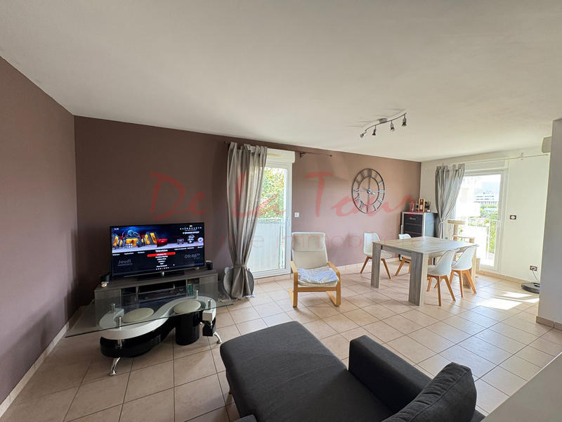 Appartement - 66 m² - 3 pièces