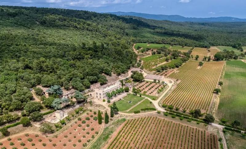 Manoir - 1 575 m² - 20 pièces