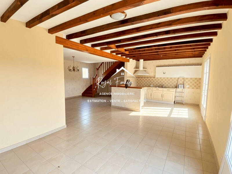 Maison - 155 m² - 5 pièces