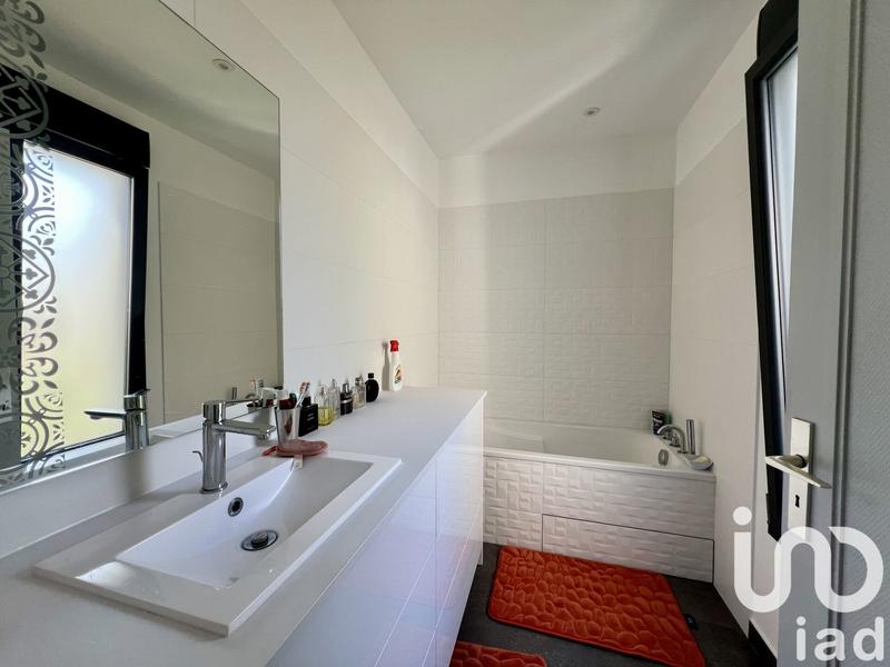 Maison de maîtres - 370 m² - 12 pièces