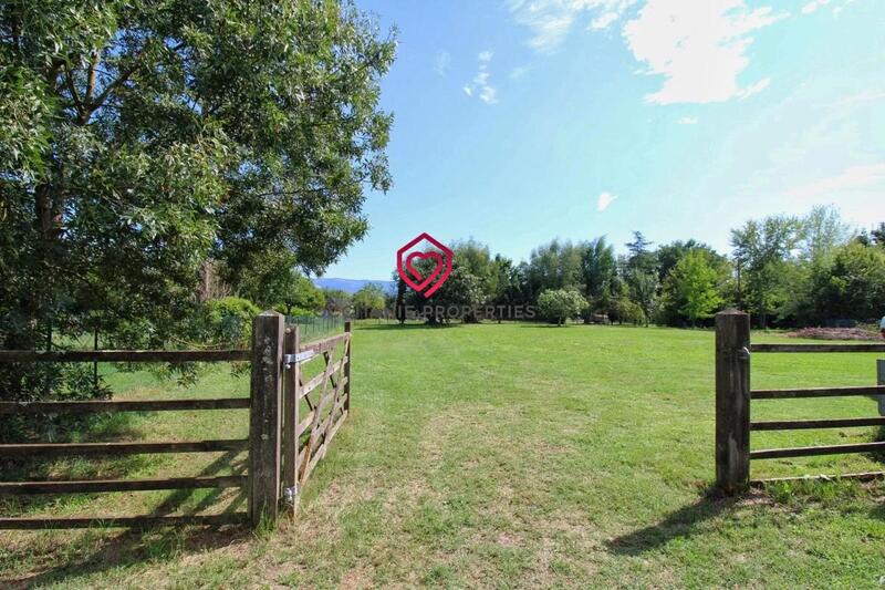 Maison - 229 m² - 9 pièces