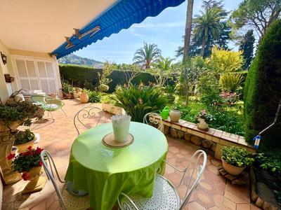 Appartement - 100 m² - 3 pièces