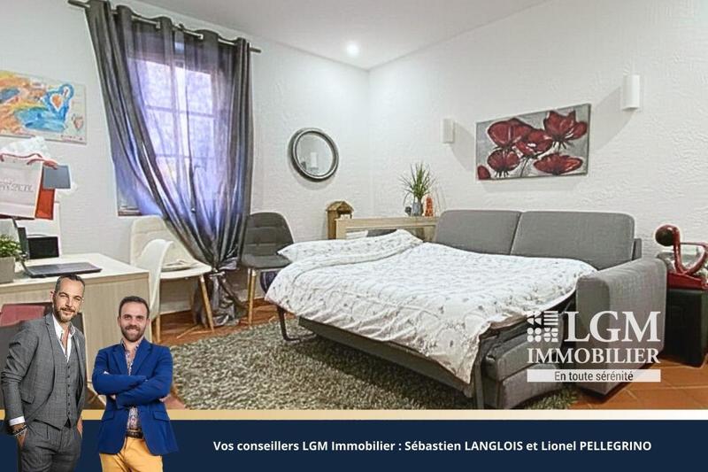 Maison - 240 m² - 7 pièces