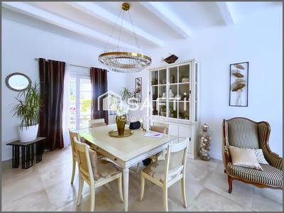 Maison - 125 m² - 5 pièces